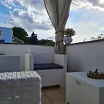 Tra Sole, Mare E Natura Apartament