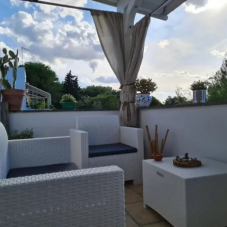 Tra Sole, Mare E Natura Apartament