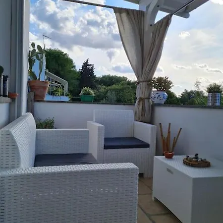 Tra Sole, Mare E Natura *